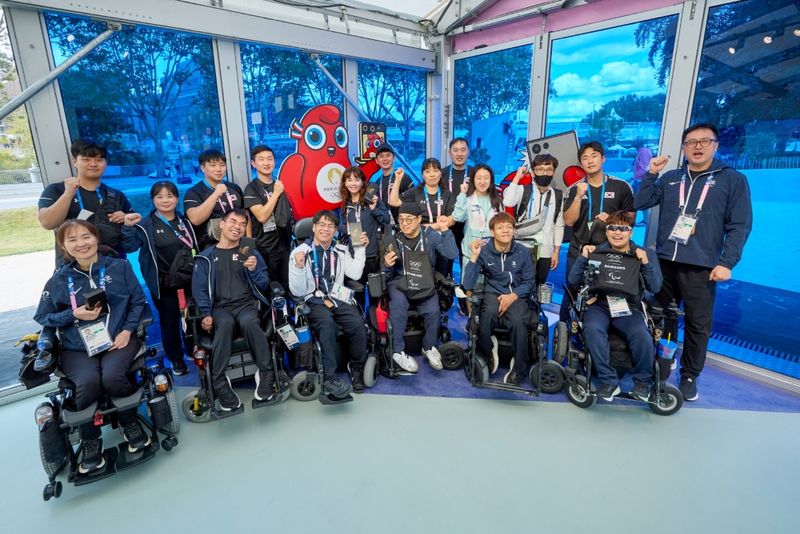 Galaxy Z Flip 6 Olympic Edition Dibagikan Bagi Atlet Paralimpiade Paris 2024