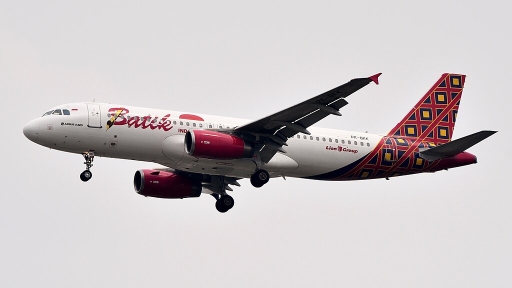 Batik Air Dikabarkan Mendarat dalam Kondisi Miring, Manajemen: Sesuai Prosedur